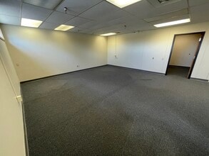 3 Neptune Rd, Poughkeepsie, NY for lease Interior Photo- Image 2 of 3
