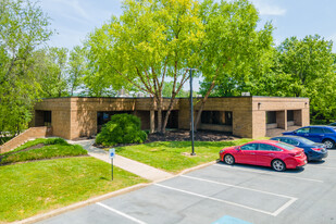 728 Springdale Dr, Exton PA - Services immobiliers commerciaux