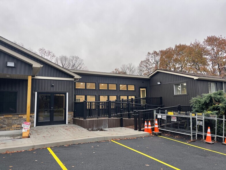 2531 US-6, Hawley, PA à louer - Photo du bâtiment - Image 3 de 21