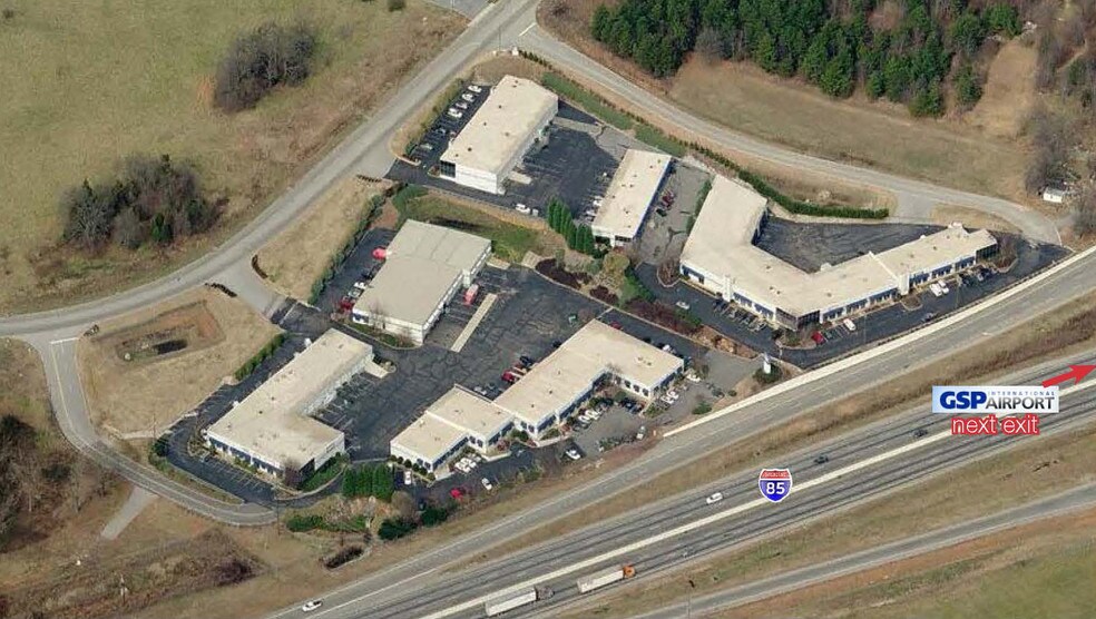 161 Johns Rd, Greer, SC for lease - Building Photo - Image 3 of 4