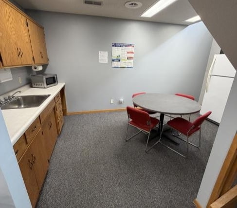 212 W Main St W, Waconia, MN à louer Photo intérieure- Image 1 de 5