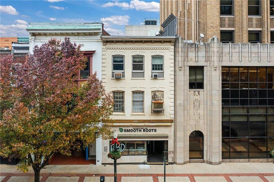 911 W Hamilton St, Allentown, PA à vendre - Photo du bâtiment - Image 1 de 44