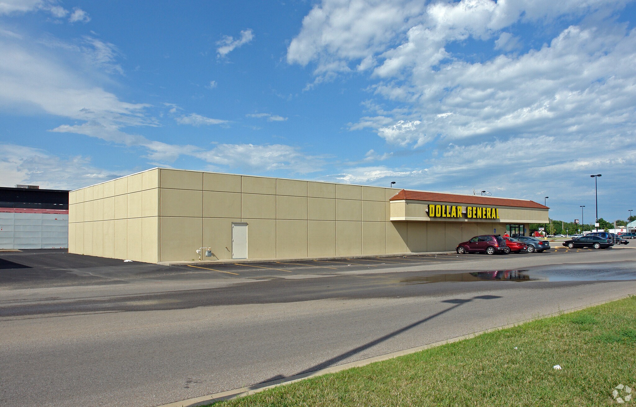 2424 S Broadway St, Wichita, KS for sale Primary Photo- Image 1 of 5