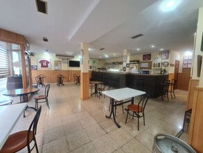 Calle Móstoles, 29, Villaviciosa de Odón, Madrid for lease Interior Photo- Image 2 of 4