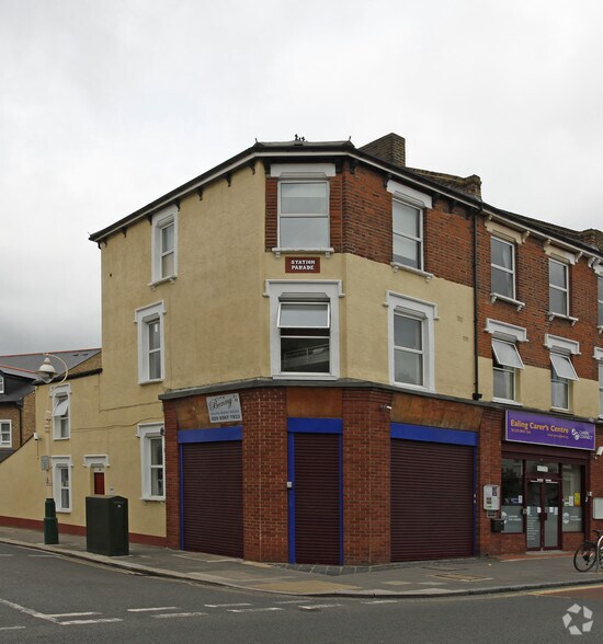 48 South Ealing Rd, Londres à vendre - Photo principale - Image 1 de 3