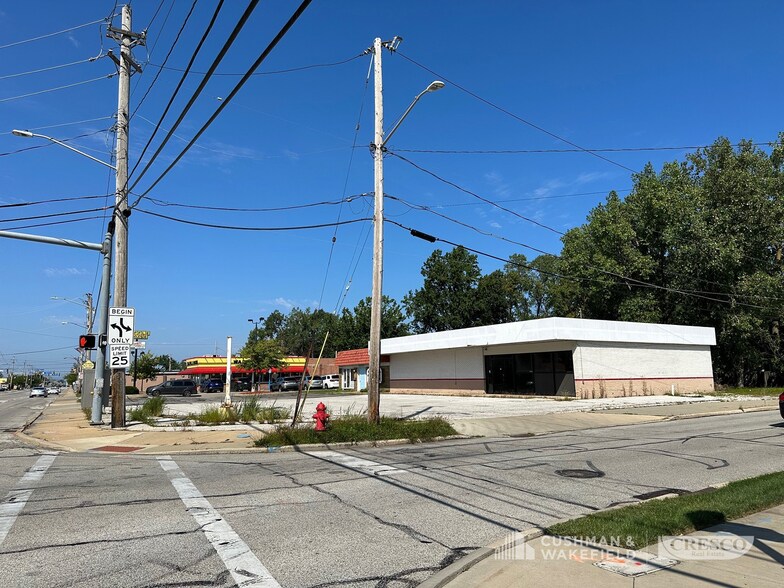 36391 Vine St, Willoughby, OH à vendre - Photo du bâtiment - Image 3 de 3