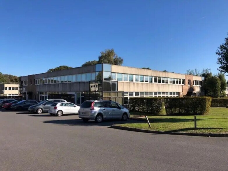 4 Bis Route De Gisy, Bièvres for lease - Building Photo - Image 2 of 11