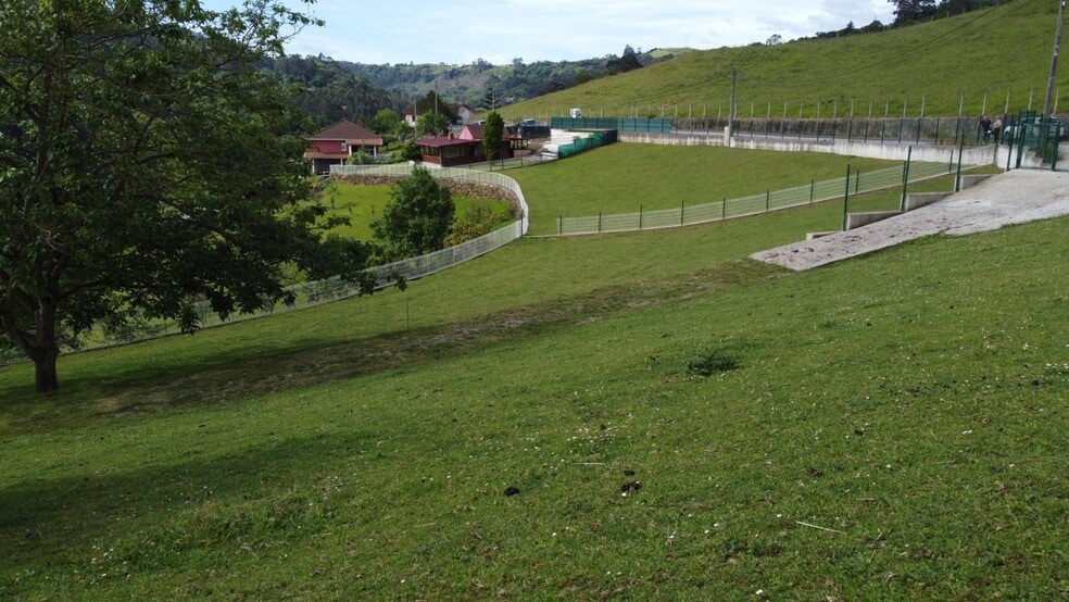 Camino Burullinos-Leorio, Gijón, Asturias à vendre - Photo du bâtiment - Image 3 de 40