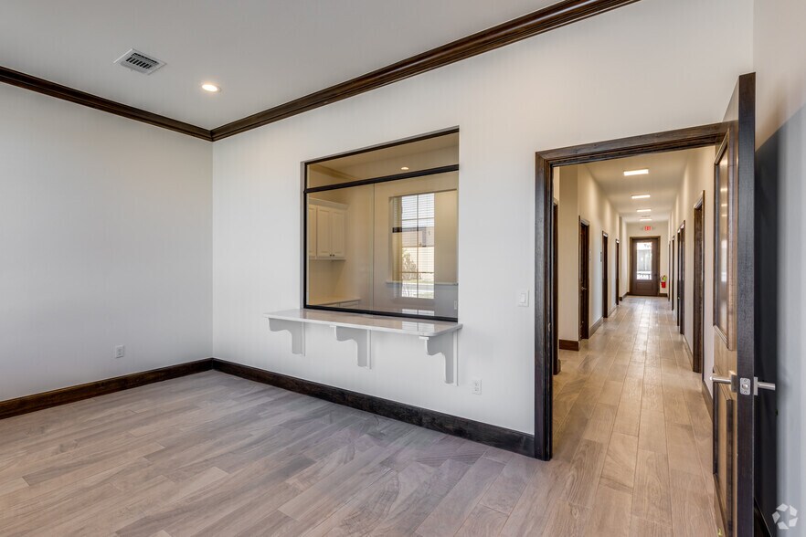 1111 Magnolia Ct, Moore, OK à louer - Photo intérieure - Image 3 de 11