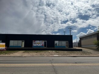 Plus de détails pour 8023 Argyll Rd NW, Edmonton, AB - Local d'activités à louer