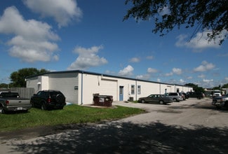 More details for 6055 Porter Way, Sarasota, FL - Industrial for Lease