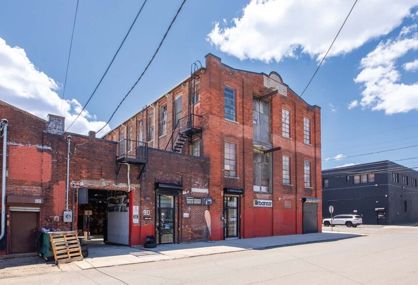 90 2nd Ave, Paterson, NJ à vendre - Photo du bâtiment - Image 2 de 7