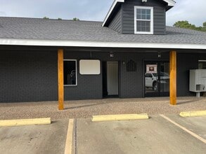 340 Pan American Dr, Livingston, TX for lease Interior Photo- Image 2 of 2