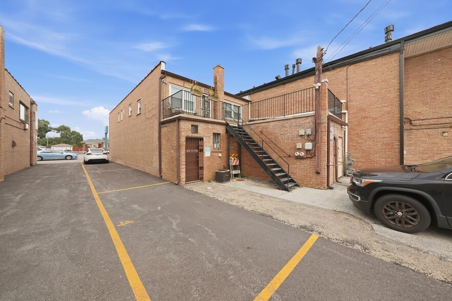 3837 W 95th St, Evergreen Park, IL à vendre - Photo du bâtiment - Image 2 de 20