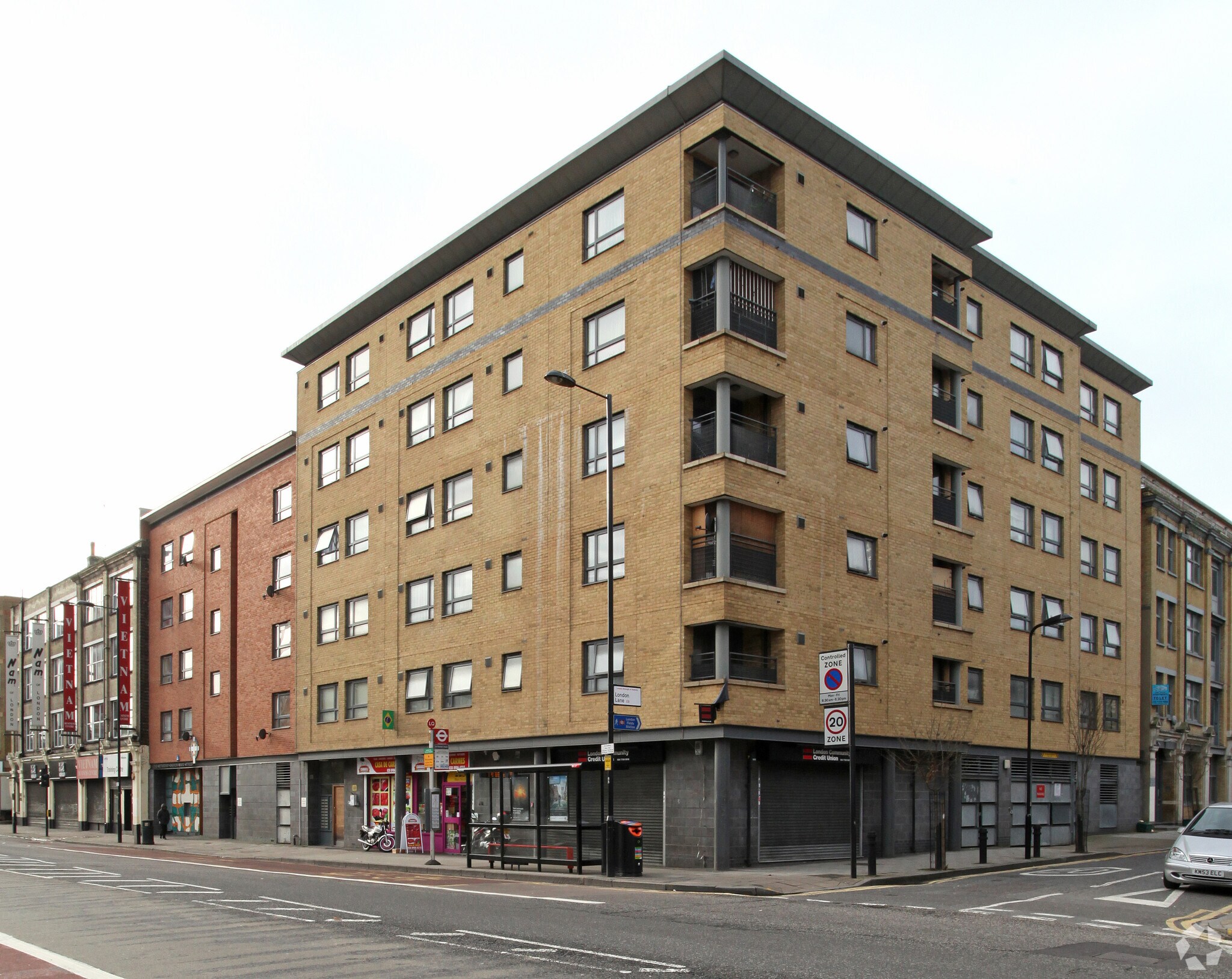 219-231 Mare St, Londres à louer Photo principale- Image 1 de 4