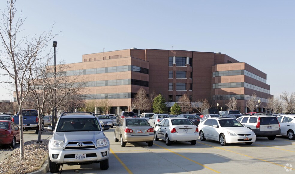 2650 S Decker Lake Blvd, Salt Lake City, UT à vendre - Photo du bâtiment - Image 2 de 21