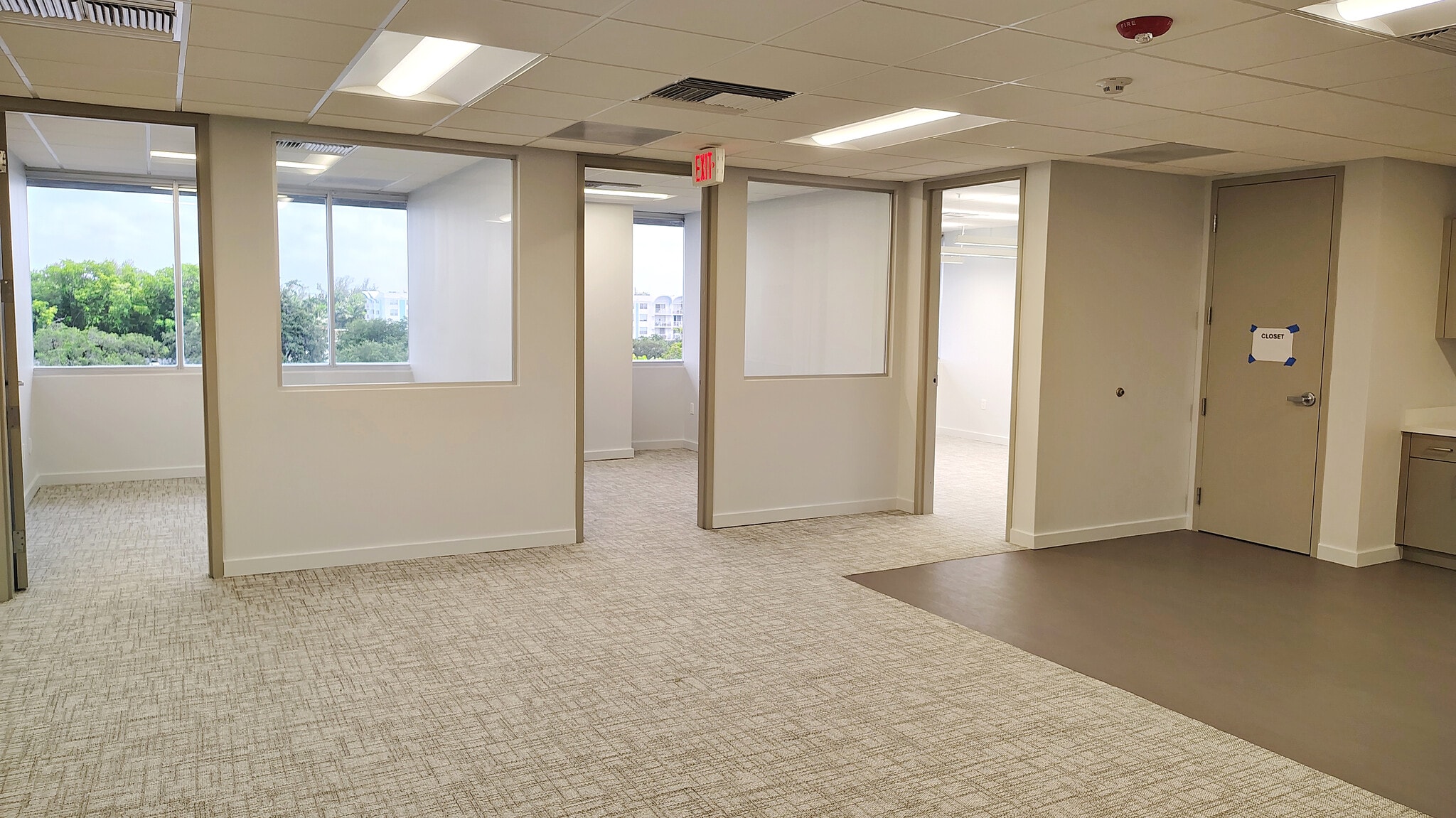 290 NW 165th St, North Miami Beach, FL for lease Interior Photo- Image 1 of 6
