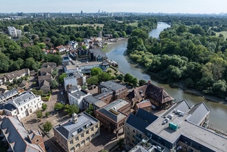 Swan St, Isleworth, MDS - Aerial map view