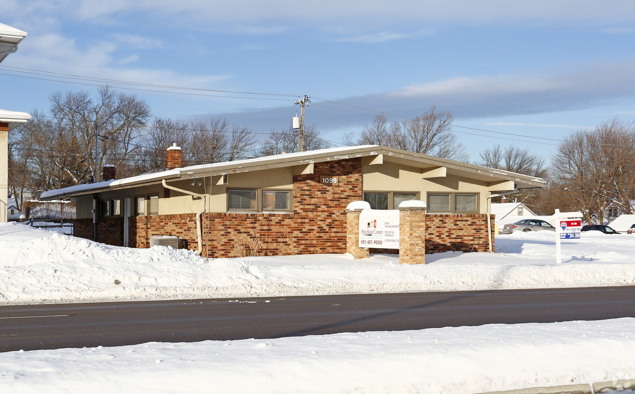 1099 Robert St S, West Saint Paul, MN for sale Primary Photo- Image 1 of 1