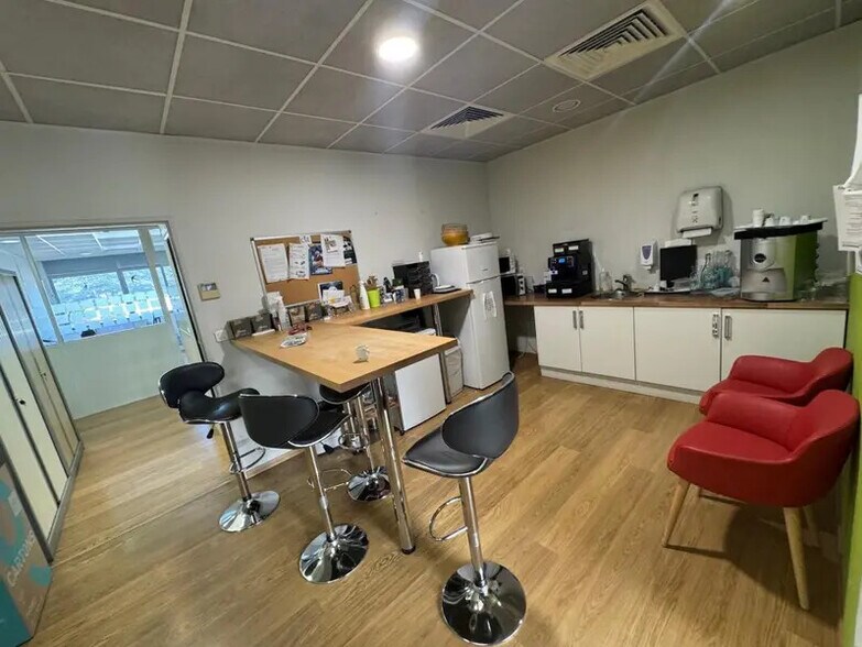 Bureau dans Aubagne à louer - Photo intérieure - Image 1 de 7