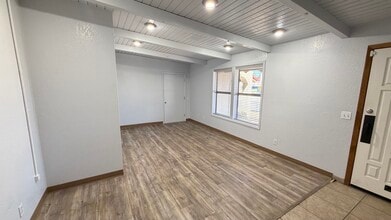 1830 Mesquite Ave, Lake Havasu City, AZ for lease Interior Photo- Image 2 of 7