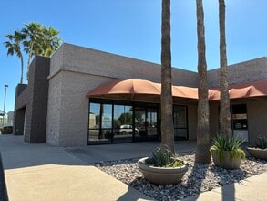 1107 E Bell Rd, Phoenix, AZ for lease Building Photo- Image 2 of 5