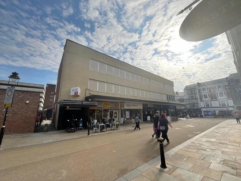 1-9 Aberdeen Walk, Scarborough à louer - Photo du bâtiment - Image 2 de 7