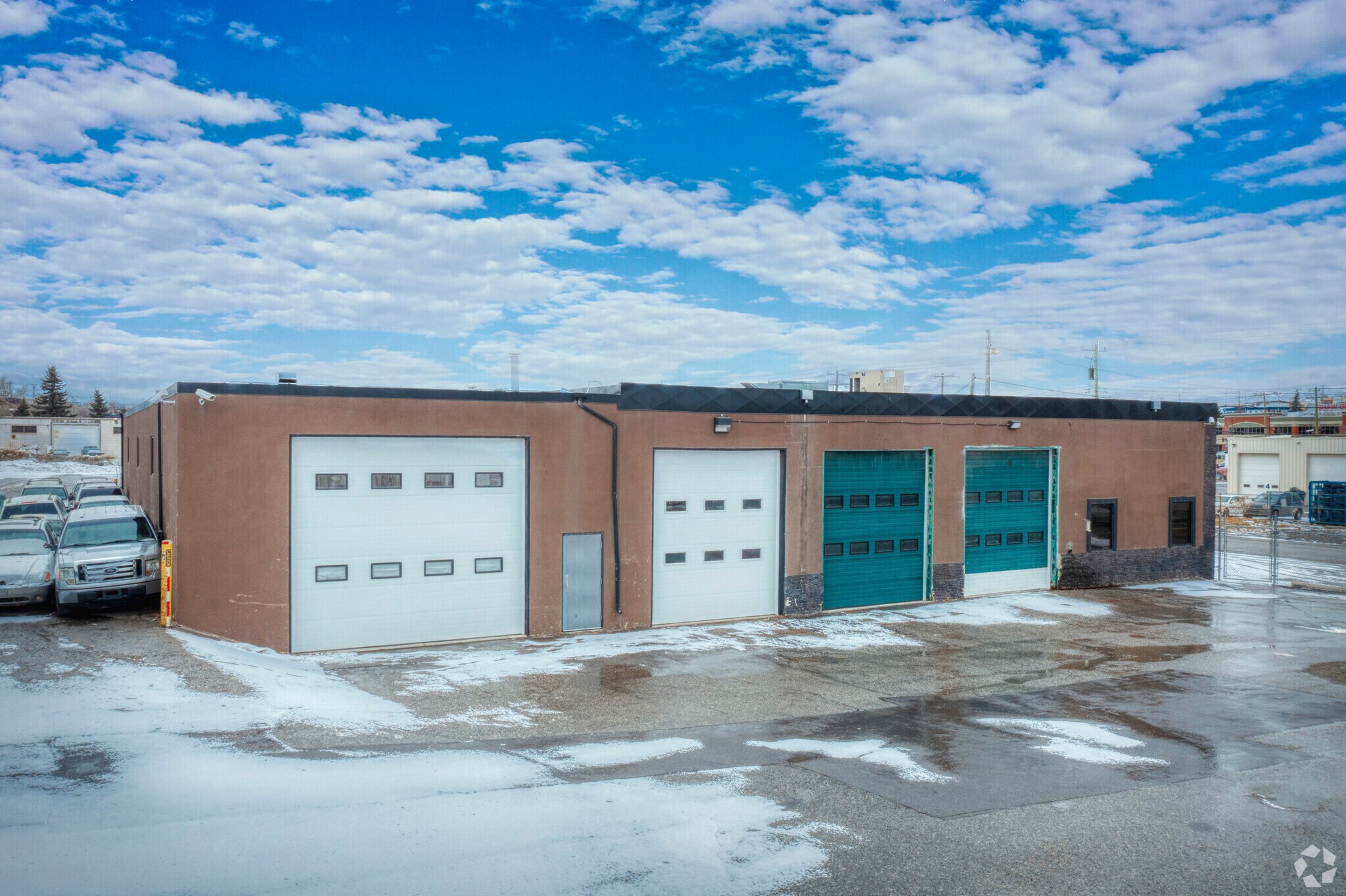 831 48th Ave SE, Calgary, AB for sale Building Photo- Image 1 of 1