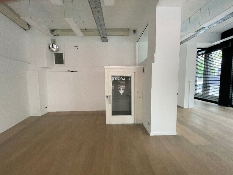17 Rue De La République, Lyon for lease - Interior Photo - Image 3 of 5