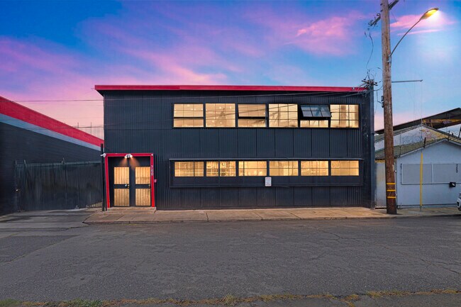 More details for 760 Stone St, Oakland, CA - Industrial for Lease