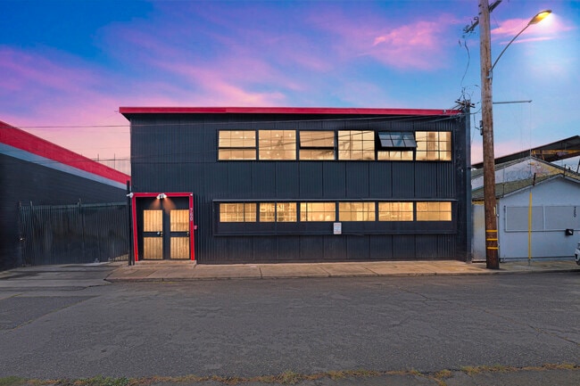 More details for 760 Stone St, Oakland, CA - Industrial for Sale