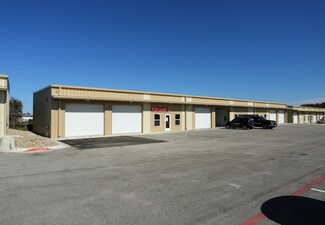 Plus de détails pour 10421 Old Manchaca Rd, Austin, TX - Local d'activités, Industriel à louer