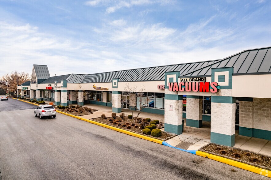 975 Wayne Ave, Chambersburg, PA à louer - Photo du bâtiment - Image 3 de 15