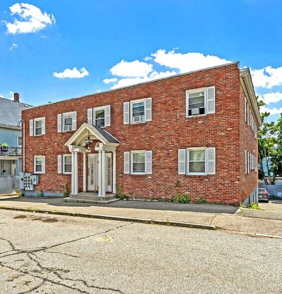 170 Cross St, Lowell, MA for sale - Primary Photo - Image 1 of 18