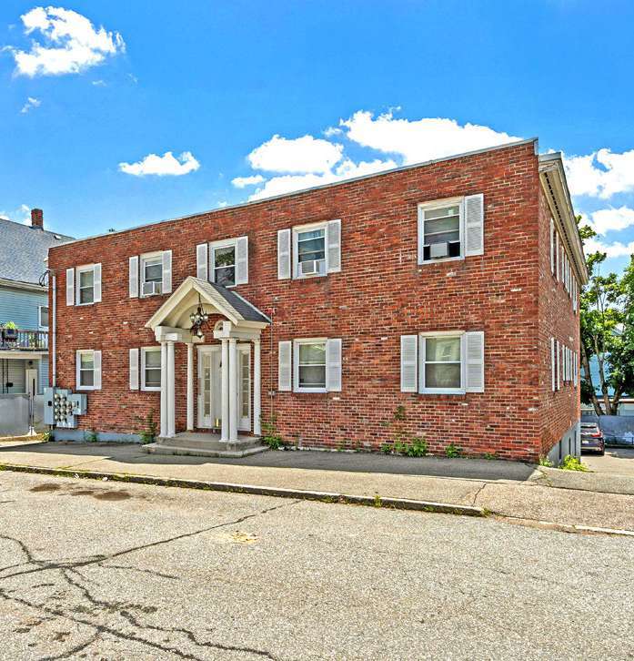 170 Cross St, Lowell, MA à vendre Photo principale- Image 1 de 19