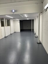 Crowhurst Rd, Brighton for lease Interior Photo- Image 2 of 8