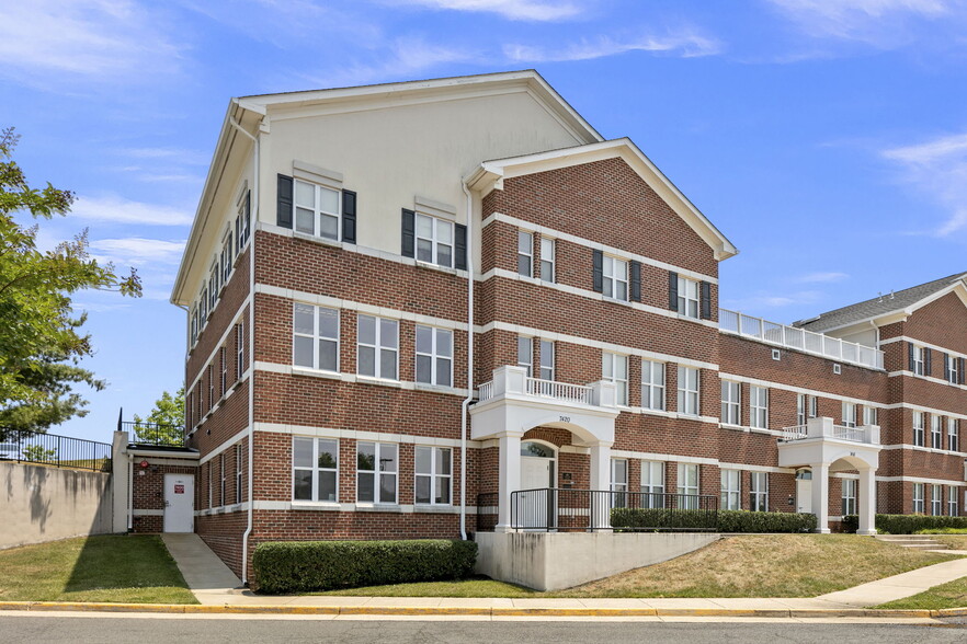 7400-7450 Heritage Village Plz, Gainesville, VA for lease - Building Photo - Image 2 of 31