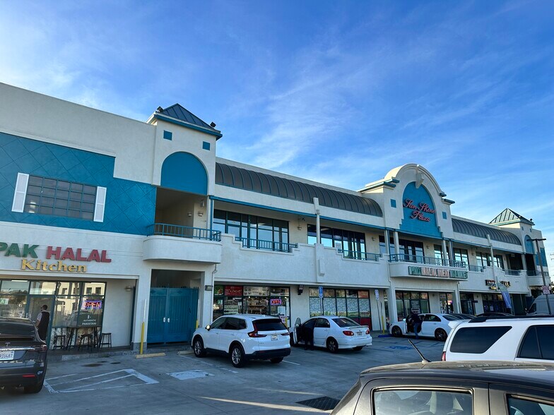 18743 Pioneer Blvd, Artesia, CA for lease - Building Photo - Image 2 of 3