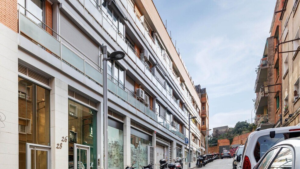 Carrer Brussel.Les, 22-28, Barcelone, Barcelona à louer - Photo du bâtiment - Image 3 de 11