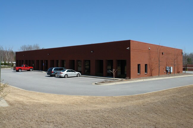 Plus de détails pour 5207 Belle Wood Ct, Buford, GA - Industriel à vendre