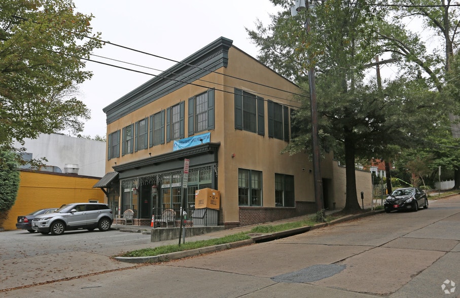 5101 MacArthur Blvd NW, Washington, DC à vendre - Photo du bâtiment - Image 2 de 5