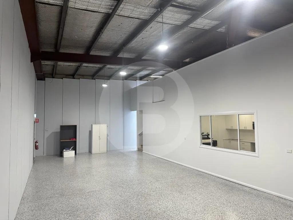 176 Sunnyholt Rd, Kings Park for lease Interior Photo- Image 1 of 6