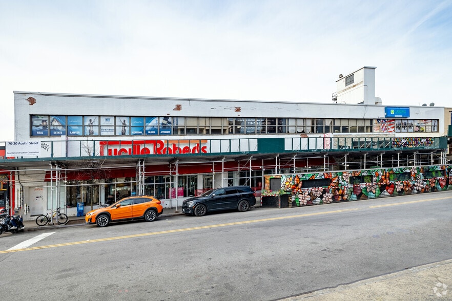 70-20 Austin St, Forest Hills, NY for lease - Building Photo - Image 2 of 8