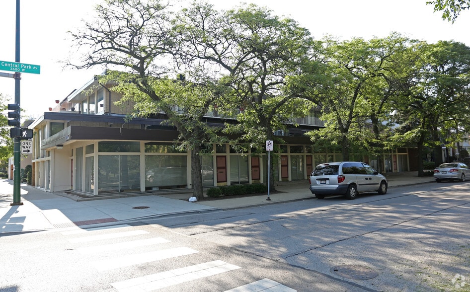 3553-3559 W Peterson Ave, Chicago, IL for sale - Building Photo - Image 2 of 5