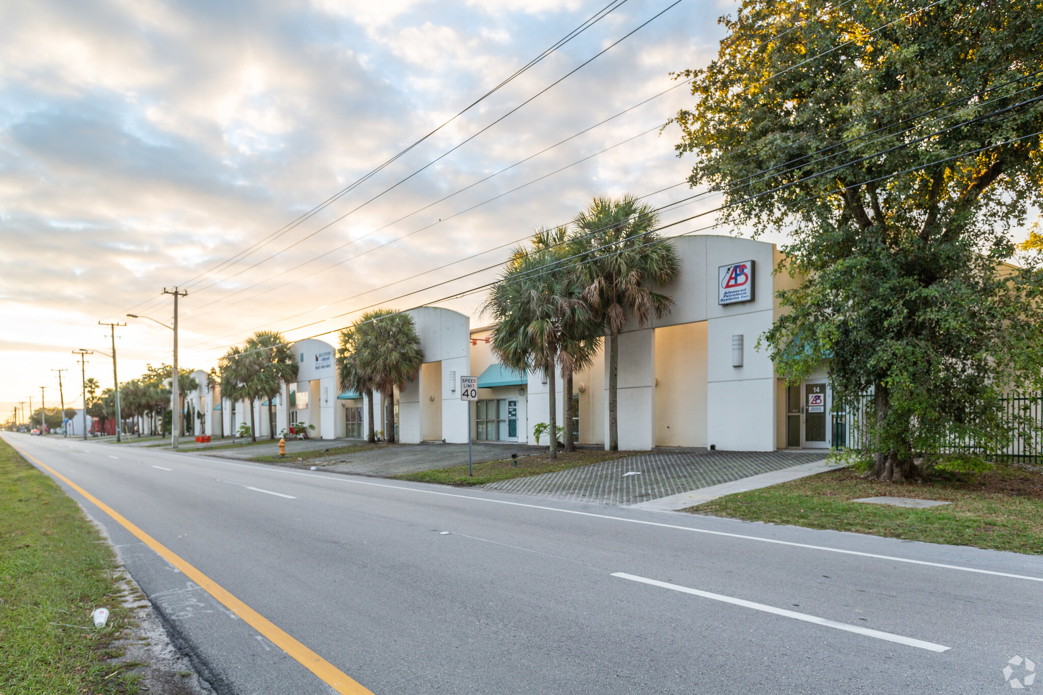 16600 NW 54th Ave, Miami Gardens, FL for sale Building Photo- Image 1 of 9