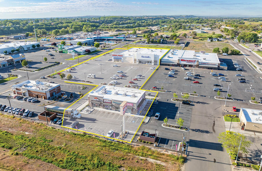 Ontario Retail Center portefeuille de 2 propriétés à vendre sur LoopNet.ca - Photo du b timent - Image 1 de 14