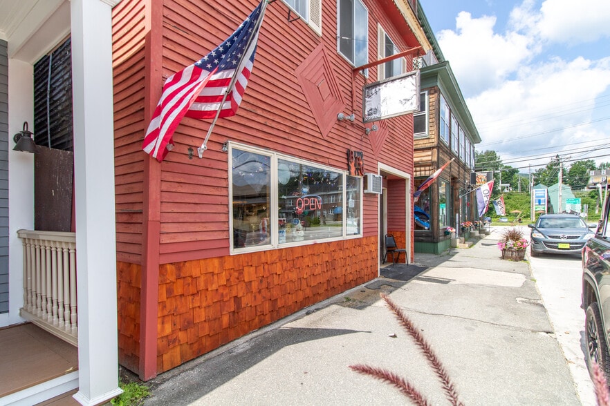 18 Cross St, Brighton, VT for sale - Building Photo - Image 1 of 22