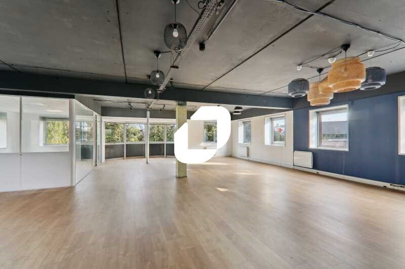 Bureau dans Nanterre à louer - Photo intérieure - Image 2 de 12