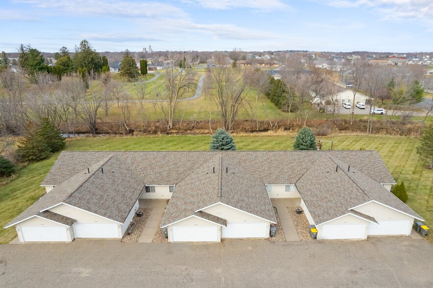 1920 4th Ave, Baldwin, WI for sale - Primary Photo - Image 1 of 17