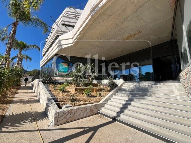 255 Avenue Marcel Paul (Rd 63), La Seyne-sur-Mer à louer - Photo du bâtiment - Image 2 de 21